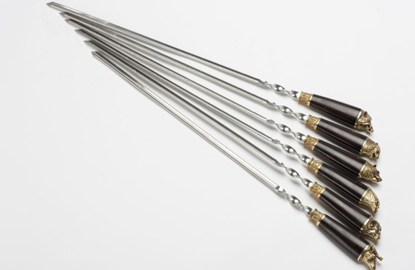 Набор шампуров с декоративным литьем и дер. ручкой "Звери ассорти" (6 шт)